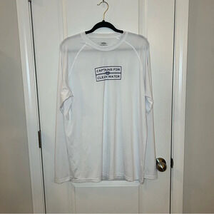 AFTCO Women's T Shirt large fishing shirt